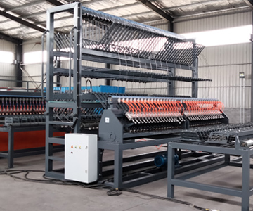 Wire mesh welding machine